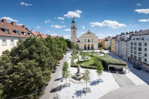 Josephsplatz mit Grünanlage